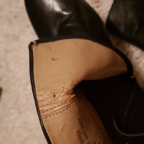 G.I.L.I. Shoes G I L I Leather Bootie Poshmark